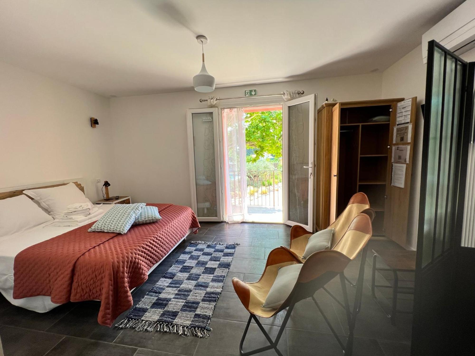 Bastide Des Martelieres Bed & Breakfast Salon-de-Provence Bagian luar foto